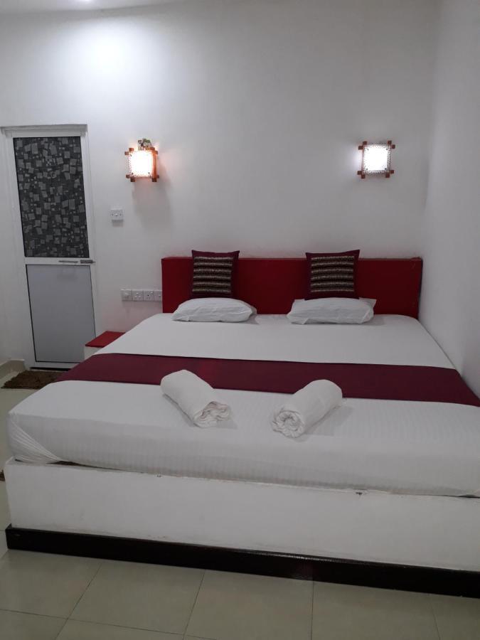 Granwin Hotel & Restaurant 담불라 외부 사진