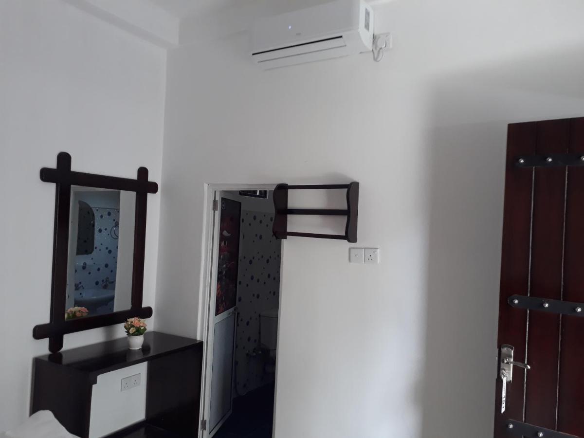 Granwin Hotel & Restaurant 담불라 외부 사진
