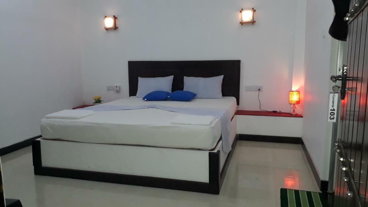 Granwin Hotel & Restaurant 담불라 외부 사진