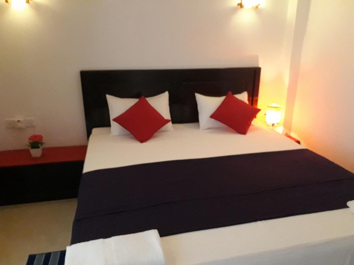 Granwin Hotel & Restaurant 담불라 외부 사진